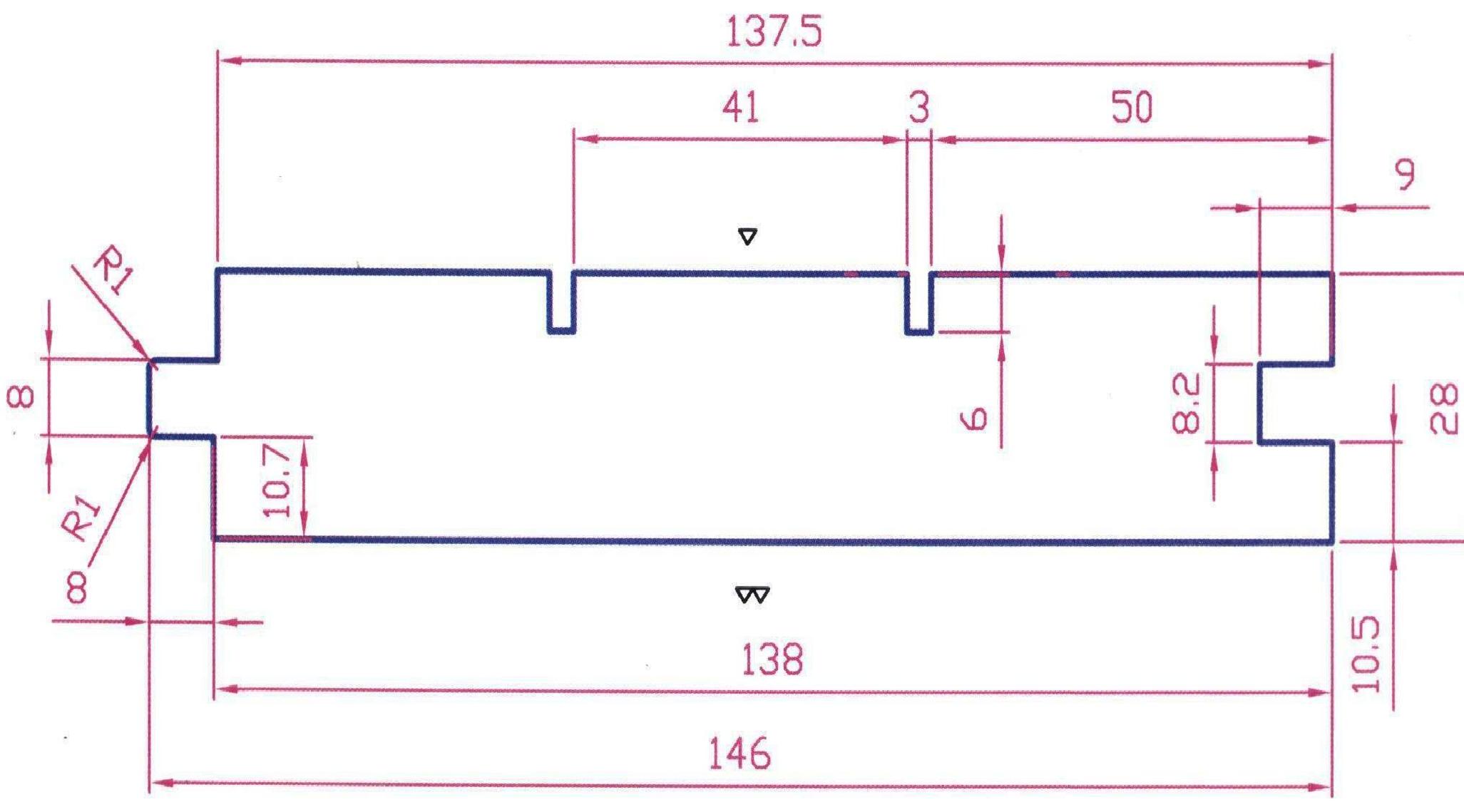 Techniczny rysunek przekroju deski podłogowej z wymiarami w milimetrach, widok z góry.